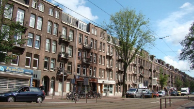Άμστερνταμ - Ολλανδία: Σχεδόν μισό εκατομμύριο ευρώ για μια ... θέση πάρκινγκ σε εμπορικό δρόμο