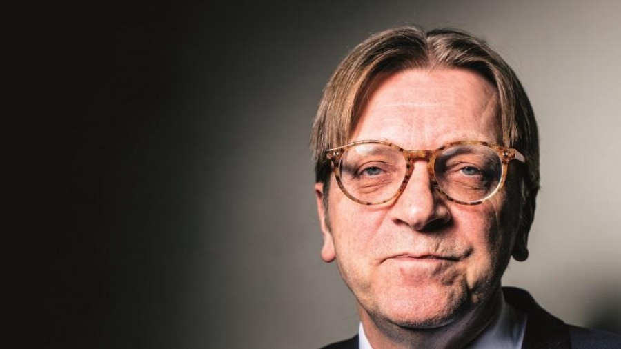 Verhofstadt: Αρνητική η πρώτη αντίδραση του επικεφαλής της ομάδας του ΕΚ στις προτάσεις Johnson
