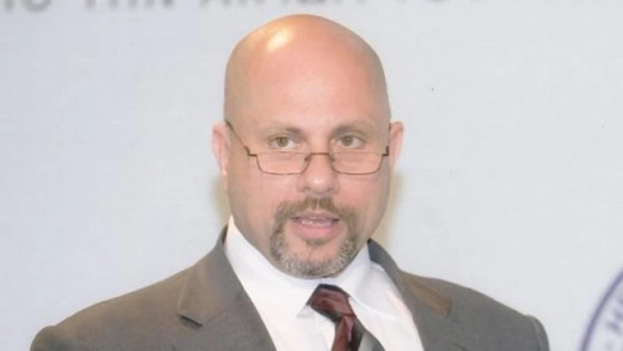 Στο εδώλιο για fake news ο καθηγητής Δ. Κούβελας - Το ισχαιμικό επεισόδιο Χαρδαλιά και τα εμβόλια