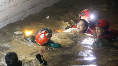 Τυφώνας Hinnamnor: Επτά νεκροί σε πλημμυρισμένο πάρκινγκ στη Νότια Κορέα - Εικόνες βιβλικής καταστροφής