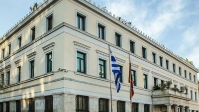 Δήμος Αθηναίων: Νέο πρόστιμο για παράνομη αφισορύπανση  – Το ΚΚΕ καλείται να καταβάλλει 21.600 ευρώ