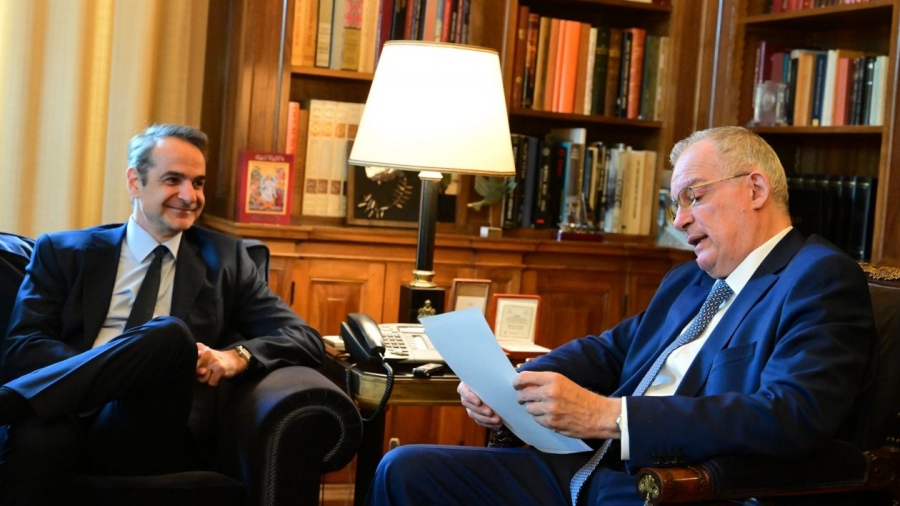 Μητσοτάκης για άρση μονιμότητας στο Δημόσιο: Ελπίζω τα κόμματα να προσέλθουν με υπευθυνότητα