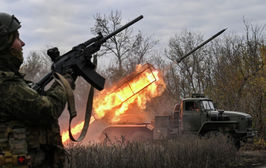 Μήνυμα Ρωσίας: Είμαστε πανίσχυροι, ελέγχουμε Donbass – Περικυκλώθηκαν 5.000 Ουκρανοί στο Pokrovsk – Zelensky: Πιο βαθιά πλήγματα