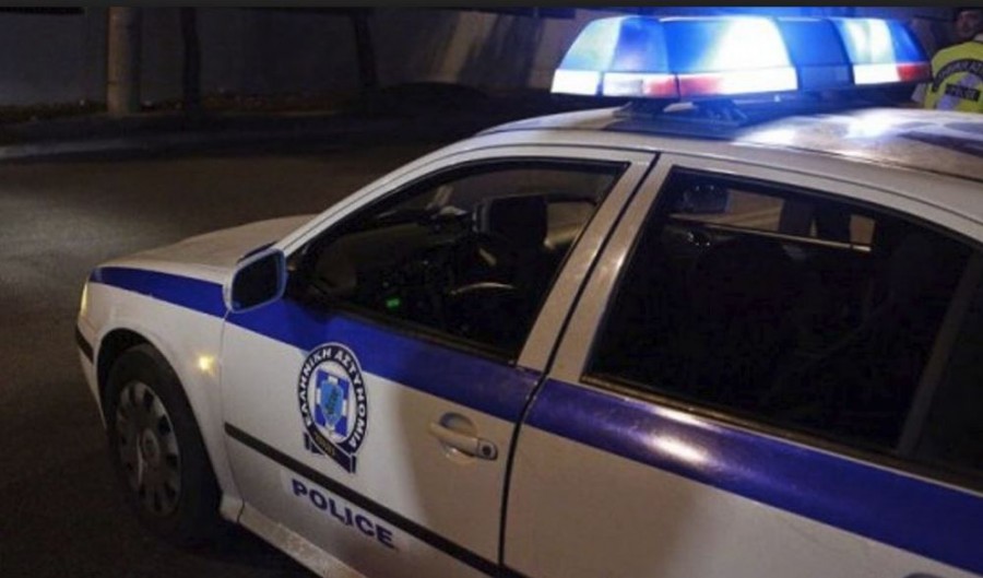 Επίθεση με βιτριόλι - Προσήχθη ως ύποπτη, 35χρονη στην Υποδιεύθυνση Ασφάλειας Αθηνών