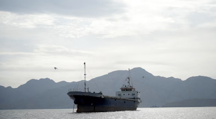 Trump  -  Δύο αμερικανικά αντιτορπιλικά πέρασαν από το Στενό του Ηοrmuz χωρίς ιρανικά αντίποινα – Εκκαθάριση από νάρκες