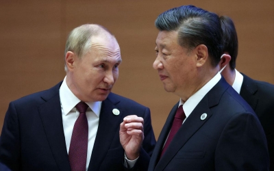Κοινό νόμισμα με στόχο την «εκθρόνιση» του δολαρίου ετοιμάζουν Ρωσία και Κίνα - Για δύσκολο εγχείρημα μιλούν οι αναλυτές