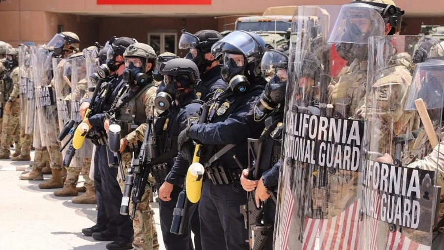 Το Texas δεν θα γίνει Los Angeles - 5000 Εθνοφρουρούς και Texas Rangers αναπτύσσει ο Κυβερνήτης για την καταστολή των ταραξιών