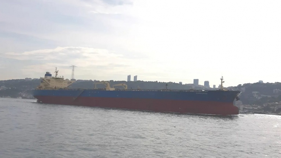 Φωτιά στα ανοιχτά της Τουρκίας - Δεξαμενόπλοιο με προορισμό τη Ρωσία δέχθηκε επίθεση από drone στη Μαύρη Θάλασσα και τυλίχθηκε στις φλόγες