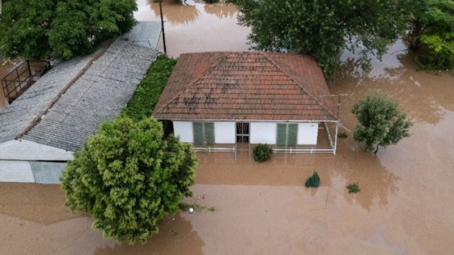 Πυροσβεστική: Πάνω από 10.000 κλήσεις και 4.500 διασώσεις έως σήμερα (11/9) – Θεσσαλία οι περισσότερες