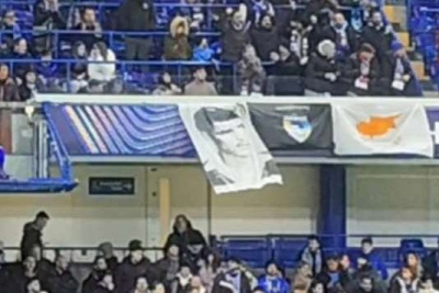 UEFA MAFIA – Θίχτηκαν οι «μερακλήδες» Άγγλοι από το πανό για τον Ευαγόρα Παλληκαρίδη στο Τσέλσι - Πάφος