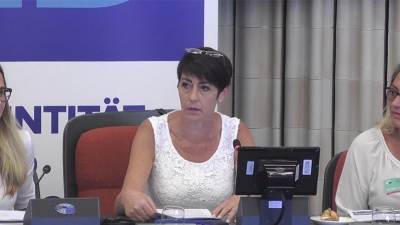 Γερμανίδα ευρωβουλευτής κατά πάντων: Η επιβολή εμβολιασμού για τον covid είναι το χειρότερο έγκλημα που έχει διαπραχθεί