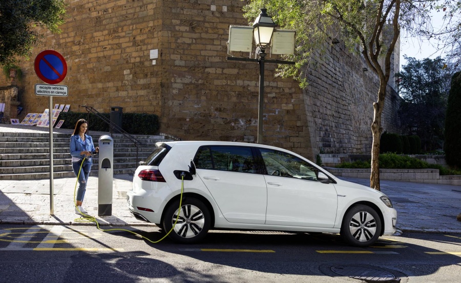 Έρευνα IFO Schnelldienst: «Τα ηλεκτρικά αυτοκίνητα δεν είναι πανάκεια για την προστασία του περιβάλλοντος»