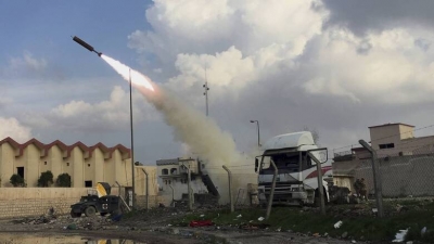 Ιράκ: Επίθεση με ρουκέτα εναντίον στρατιωτικής βάσης που φιλοξενεί Αμερικανούς