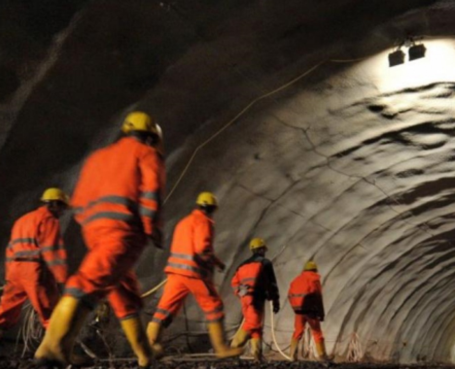 Στην ουρά για την εθελούσια οι εργαζόμενοι στους ΑΗΣ Μεγαλόπολης και Μελίτης