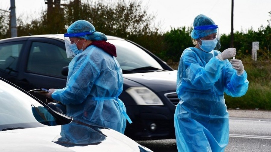 Νοσηλεύτριες από Κρήτη και Γιάννενα εθελοντικά στη Θεσσαλονίκη για να στηρίξουν το έργο των συναδέλφων τους