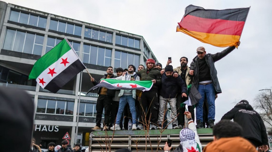 «Κάλλιο αργά παρά ποτέ» - Η Γερμανία απελαύνει Σύρο εγκληματία για πρώτη φορά μετά από 14 χρόνια