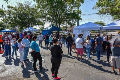Λευκός Οίκος ΗΠΑ: Επαρκείς οι προμήθειες σε εμβόλια παρά την παύση χρήσης του Johnson & Johnson
