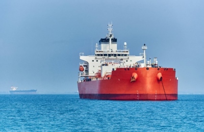 Οι Έλληνες εφοπλιστές μειώνουν δραστικά τις μεταφορές ρωσικού πετρελαίου – Οι επιπτώσεις στις αγορές