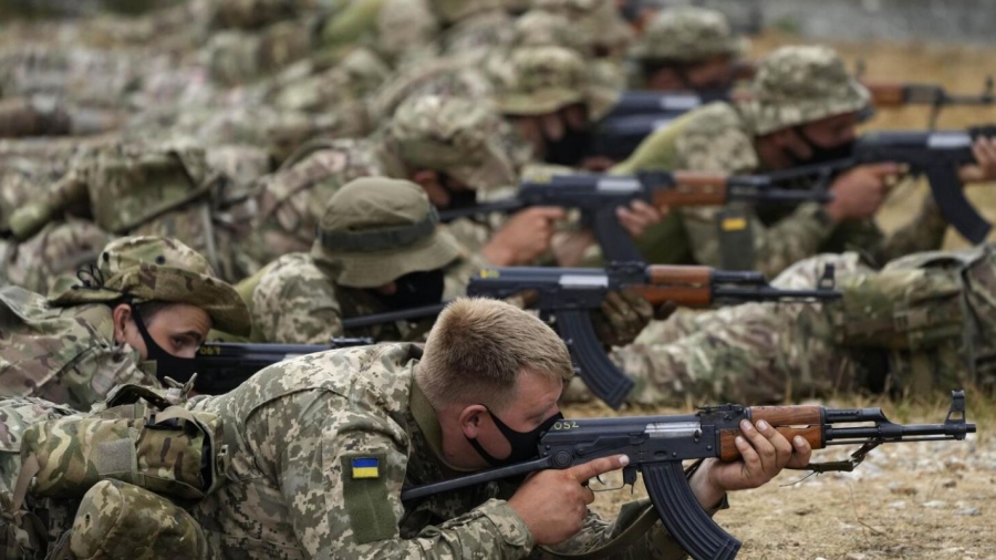 «Τα εγχειρίδια του ΝΑΤΟ δεν λειτουργούν πλέον» - Έξαλλοι οι Ουκρανοί με την εκπαίδευση που λαμβάνουν στη Δύση (vid)