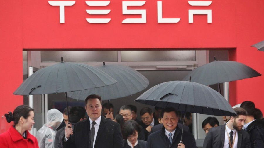 Tesla: Αναστολή της παραγωγής στη Σαγκάη λόγω της απόφασης για νέο σταδιακό lockdown