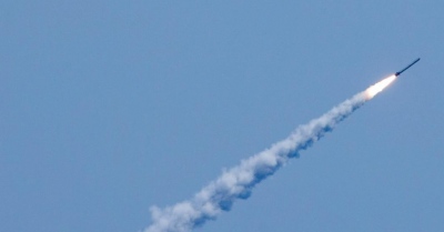 Ισχυρό ρωσικό πλήγμα σε αποθήκη ουκρανικών drones στην Οδησσό