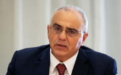 Καραμούζης: Βελτιώνεται η ρευστότητα και η διαχείριση των κόκκινων δανείων - Συνάντηση με Παυλόπουλο