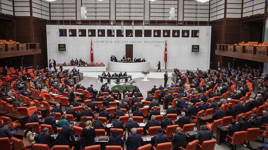 Τουρκία: Εγκρίθηκε νόμος που «κλείνει» τις ΜΚΟ και περιορίζει τα μέσα κοινωνικής δικτύωσης