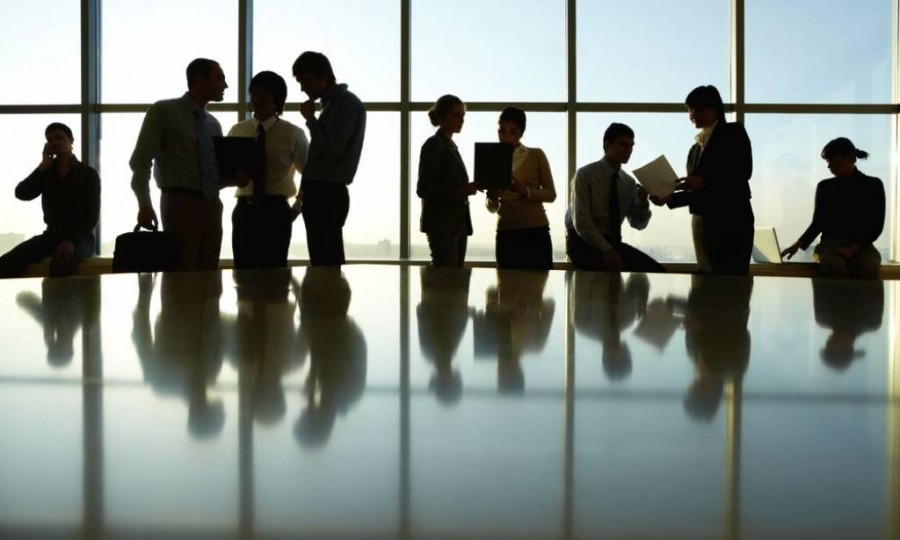 Τα 21 μέτρα που επιδοτούν τους εργαζόμενους και ενισχύουν τους ανέργους στο lockdown