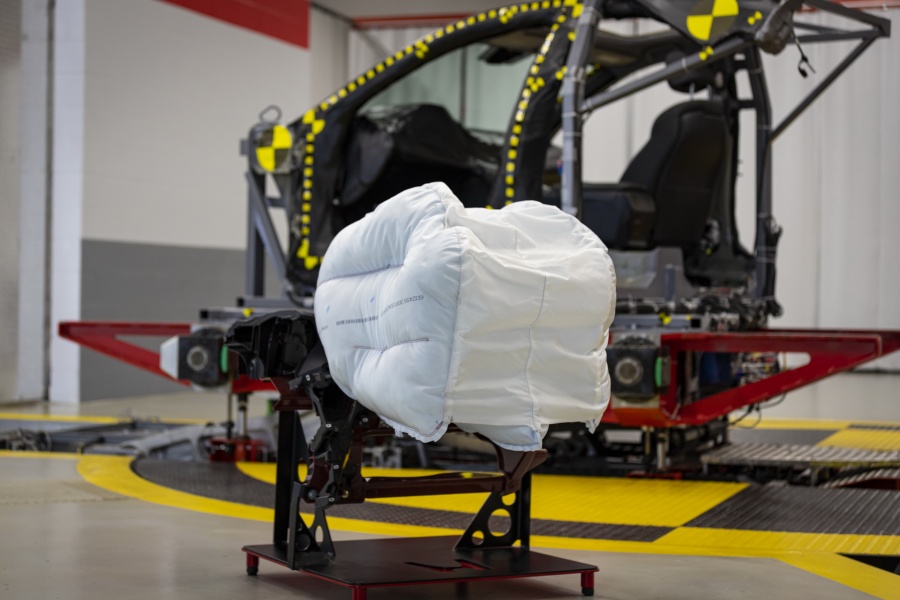 H Honda ετοιμάζει επαναστατικό αερόσακο!