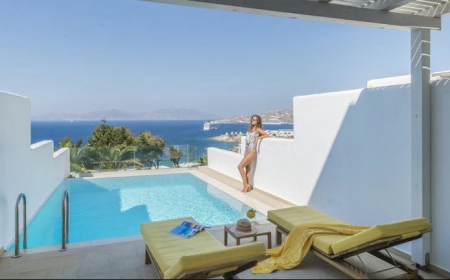 Εκβιαστικές εκπτώσεις 50% ζητούν μεγάλοι τουρ οπερέιτορ από ξενοδοχεία της Κρήτης