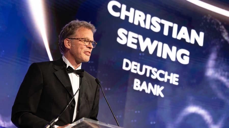 Αγωγή...καταπέλτης κατά της Deutsche Bank - Νέες αποκαλύψεις για τον Sewing - Ο εφιάλτης της Monte dei Paschi