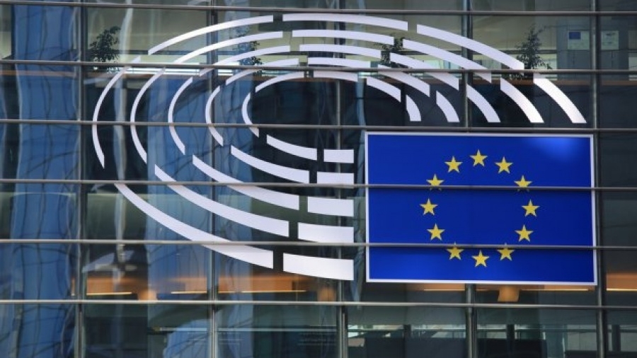 Αξιωματούχος ΕΕ: Το άνοιγμα λογαριασμών σε ρούβλια στην Gazprombank ενδέχεται να συνιστά παραβίαση των κυρώσεων