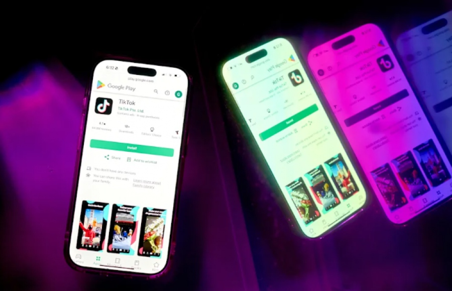 Λευκός Οίκος: Η συμφωνία με την Κίνα για το TikTok δίνει στις ΗΠΑ τον έλεγχο του αλγόριθμου και του ΔΣ της εταιρείας