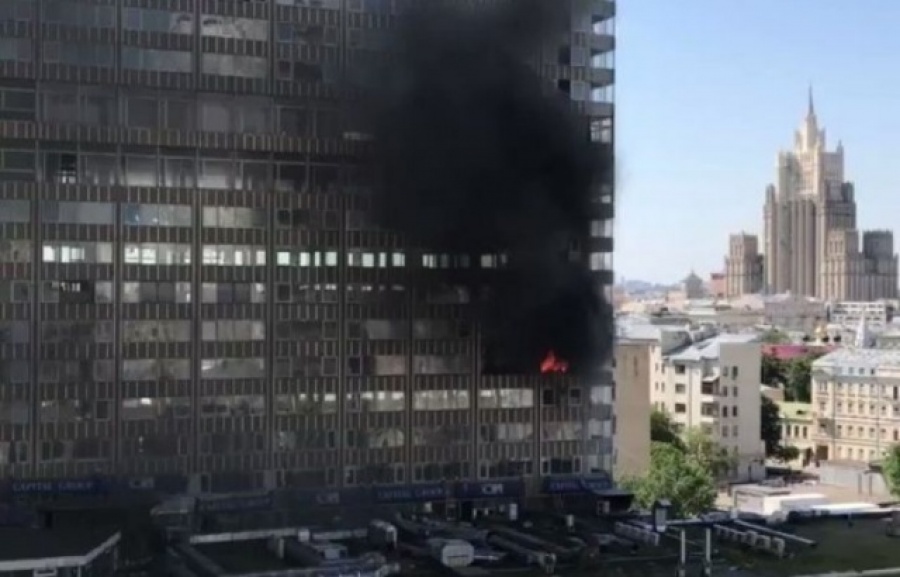 Ρωσία: Πυρκαγιά σε ξενοδοχείο 30 ορόφων της Μόσχας