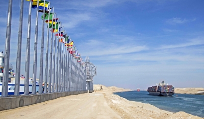 Νέο πρόβλημα, με τάνκερ, στη Διώρυγα του Σουέζ