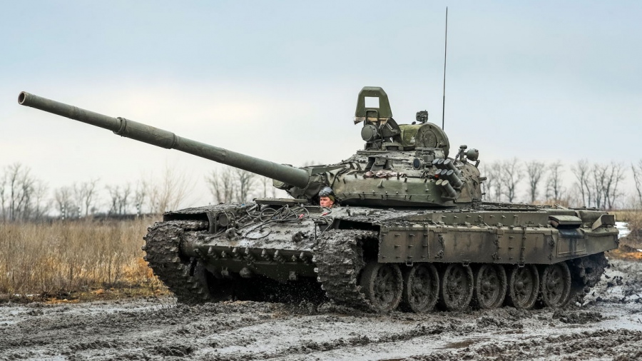 «Δεν θα υπάρξει μαζική επίθεση με τεθωρακισμένα» - Ειδικός αναλύει τα σενάρια για την περιβόητη ρωσική εαρινή επίθεση