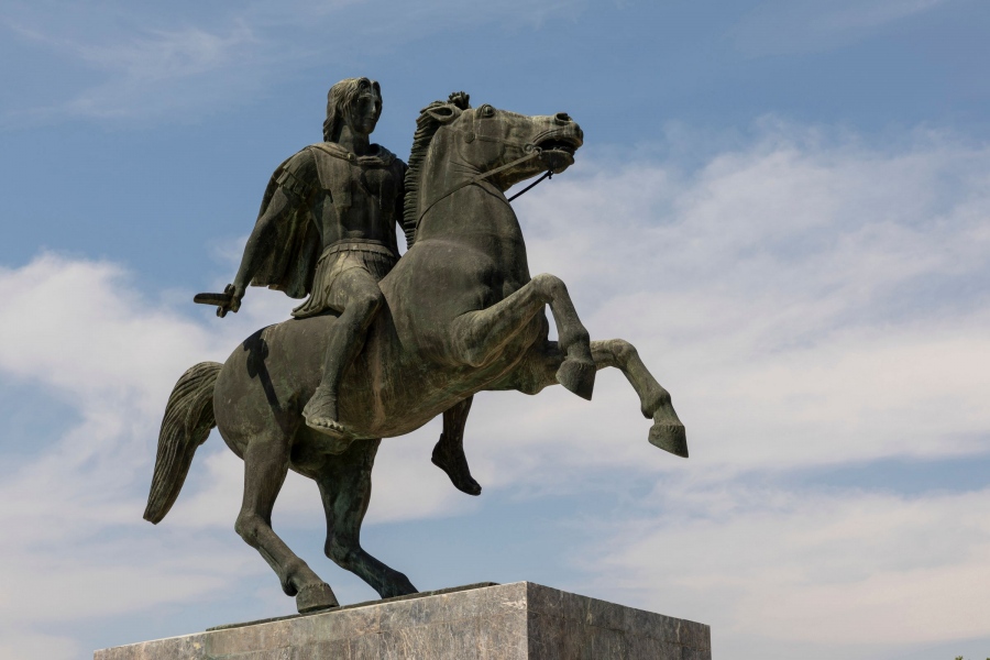 Κάλλιο αργά παρά ποτέ - Αλλάζει όψη το Άγαλμα του Μεγάλου Αλεξάνδρου στη Θεσσαλονίκη