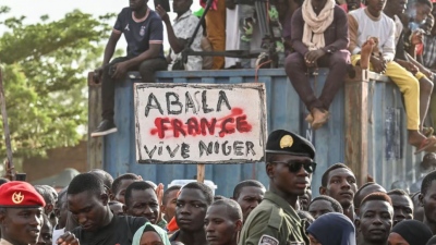 Γαλλία «τέλος» από τον Νίγηρα - Μέχρι το τέλος της εβδομάδας θα έχει αποσύρει τα στρατεύματα της
