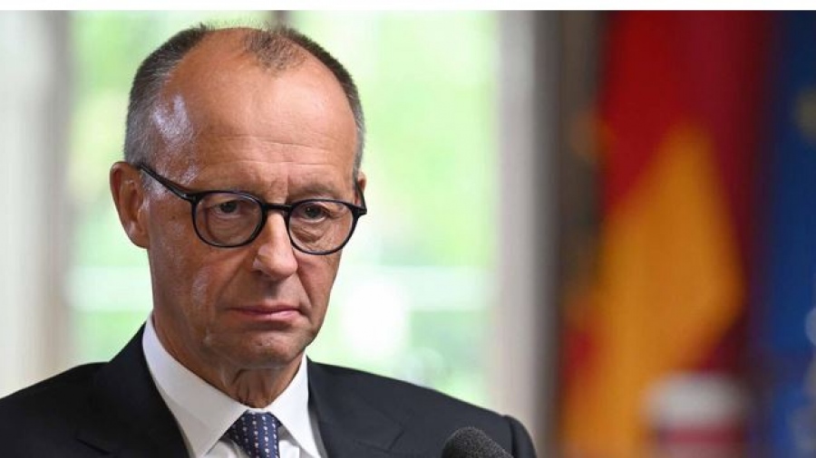 Wolfgang Kubitzky (Γερμανία): Η Merkel πιστεύει ότι ο Καγκελάριος Friedrich Merz είναι ανίκανος