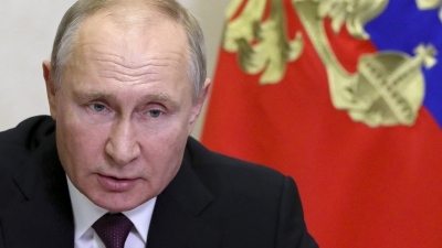 Putin: Οι ρωσικές εταιρίες πρέπει να είναι έτοιμες να αντιμετωπίσουν το εμπάργκο πετρελαίου από την Ευρώπη