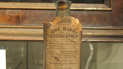 Οι γιατροί σήμερα θα πάθαιναν σοκ...: Σιρόπι για τον βήχα του 1900 περιείχε κοκαΐνη, μορφίνη, ινδική κάνναβη, χλωροφόρμιο