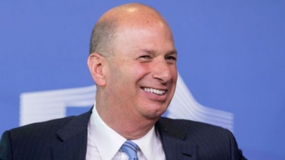 Ο πρέσβης των ΗΠΑ στην ΕΕ γνώριζε ότι η στρατιωτική βοήθεια στην Ουκρανία συνδεόταν με την έρευνα κατά του Biden