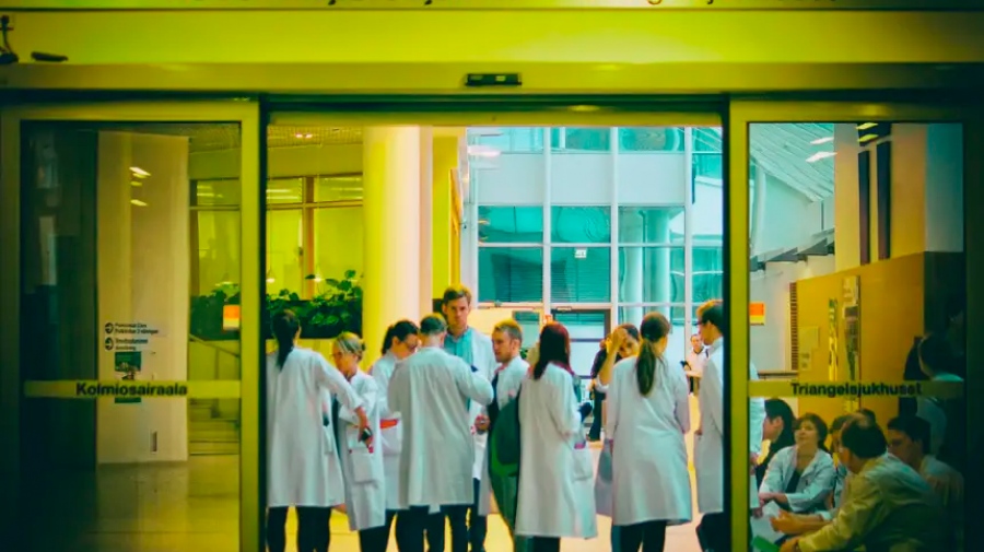 Ο ορισμός της αυτοκαταστροφής - Η Φινλανδία στον γκρεμό - Ύφεση, ανεργία και κοινωνική κατάρρευση... λόγω Ρωσίας