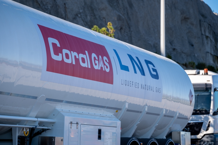 Coral gas: Πρώτος εφοδιασμός LNG στη Ρεβυθούσα