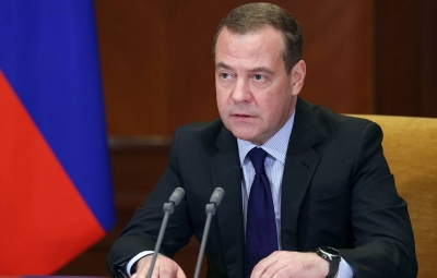 Medvedev (Ρωσία): Δεν πολεμάμε μόνο τους Ουκρανούς νεοναζί – Οι ΗΠΑ θέλουν να μας καταστρέψουν