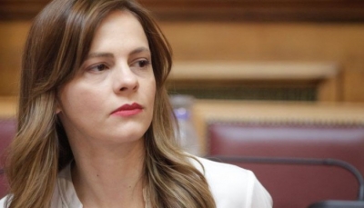 Αχτσιόγλου: Στο έλεος μαζικών πλειστηριασμών οι δανειολήπτες με επιλογή της κυβέρνησης