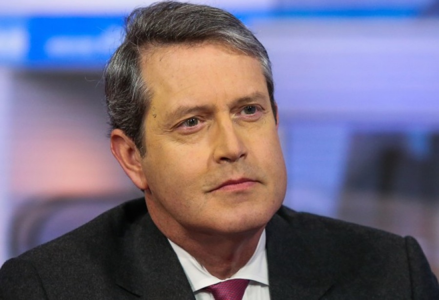 Quarles (Fed): Πολύ ισχυρή η οικονομία των ΗΠΑ, παρά τις ανησυχίες της αγοράς