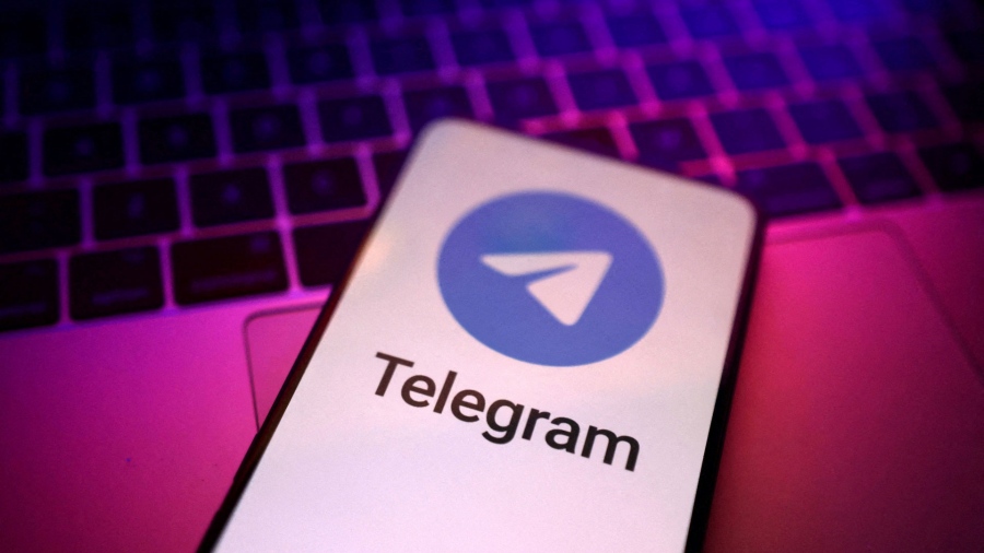 «Έπεσε» το Telegram