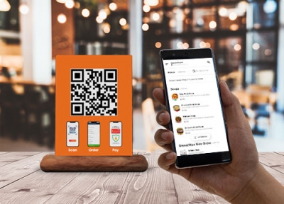 Με πρόσχημα την πανδημία οι κωδικοί QR και όχι τα ρομπότ στέλνουν εκατομμύρια στην ανεργία