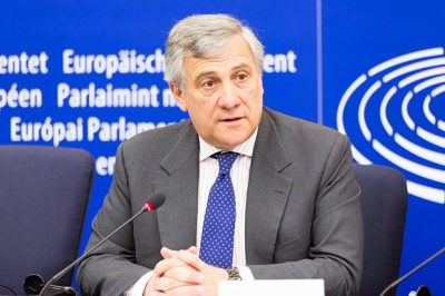 Tajani (Ευρωκοινοβούλιο): Ανησυχώ για τις εξελίξεις στην Ιταλία - Θα δημιουργούν πολλά προβλήματα